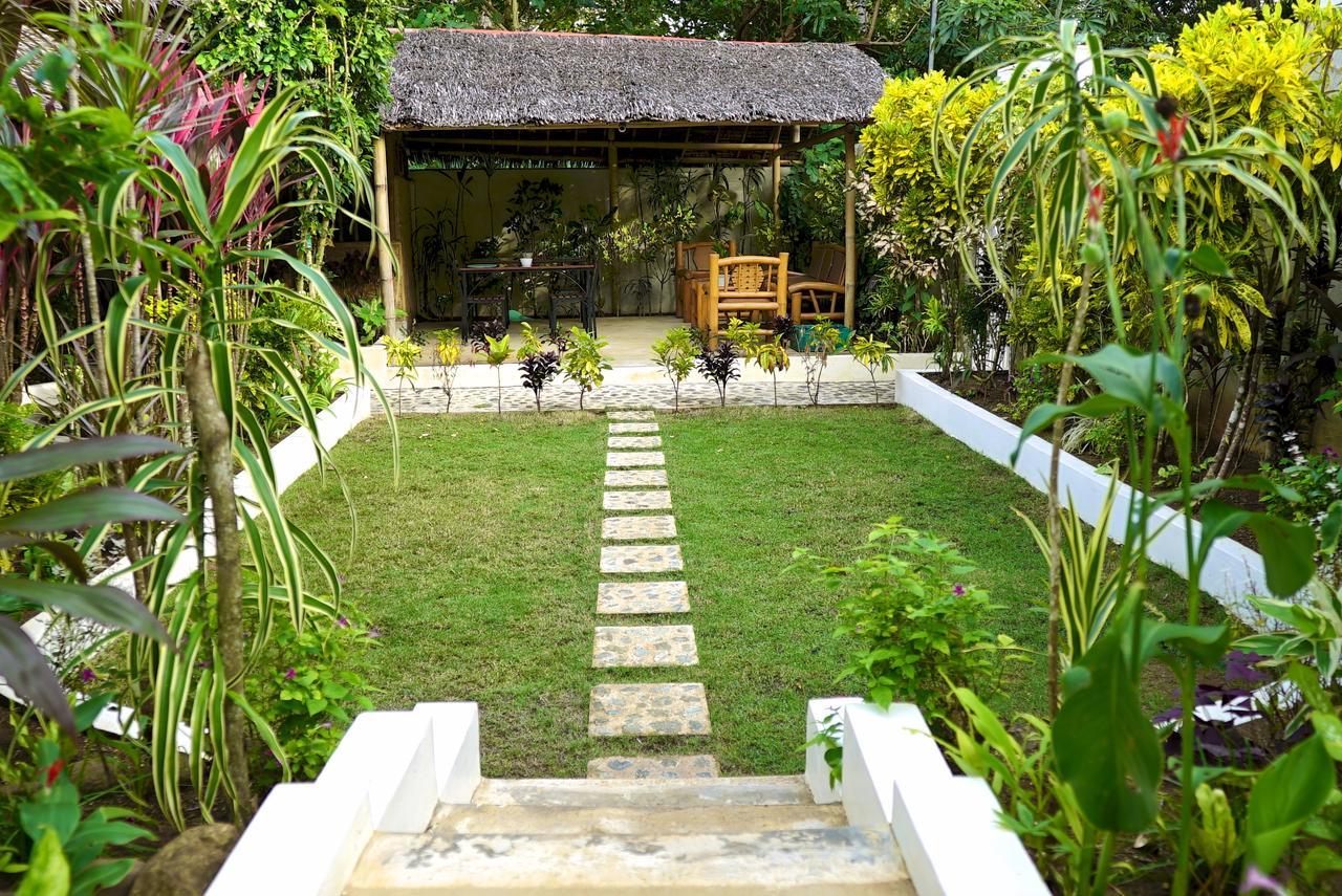 Guindulman Bay Tourist Inn Exteriör bild